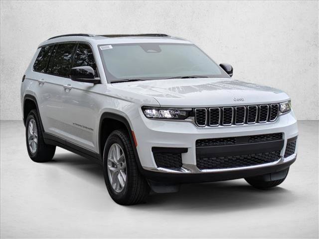 New 2025 Jeep Grand Cherokee Overland w/ Adv Protech Group III image 9