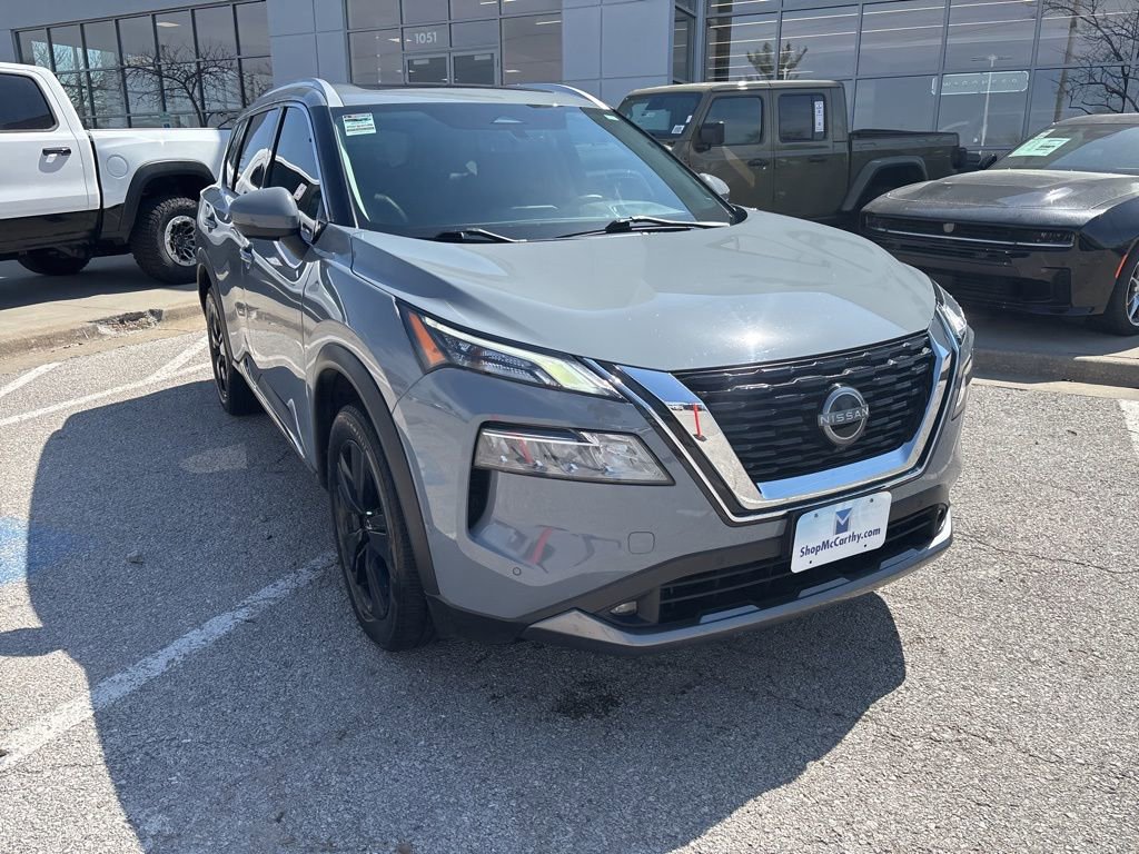 Used 2022 Nissan Rogue SL w/ SL Premium Package image 8