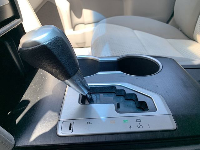 Used 2012 Toyota Camry LE FWD image 23