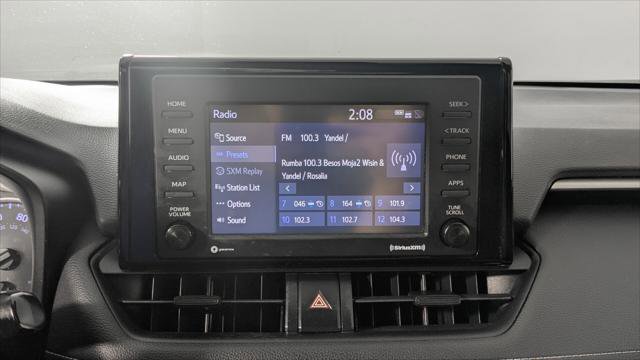 Used 2020 Toyota RAV4 LE FWD image 30