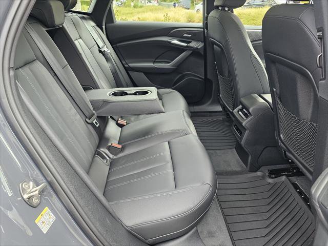 Used 2025 Audi A6 e-tron Premium Plus w/ Premium Plus AWD/4WD image 6