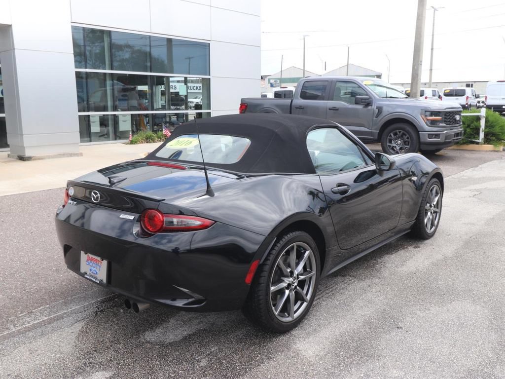 Used 2016 MAZDA MX-5 Miata Grand Touring RWD image 15