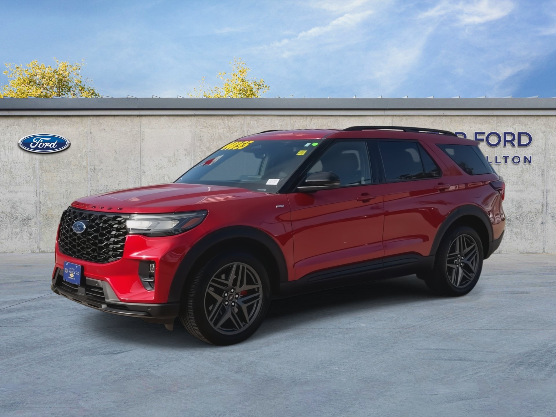 Used 2026 Ford Explorer ST-Line w/ ST-Line Street Pack RWD image 4