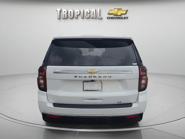Used 2023 Chevrolet Suburban LT AWD/4WD image 4