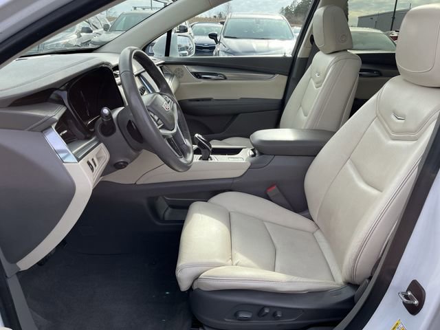 Used 2017 Cadillac XT5 Premium Luxury AWD/4WD image 14