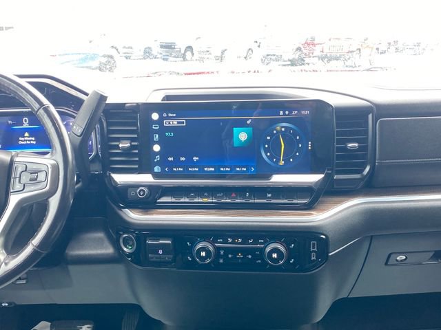 Used 2022 Chevrolet Silverado 1500 LT w/ Convenience Package II image 21