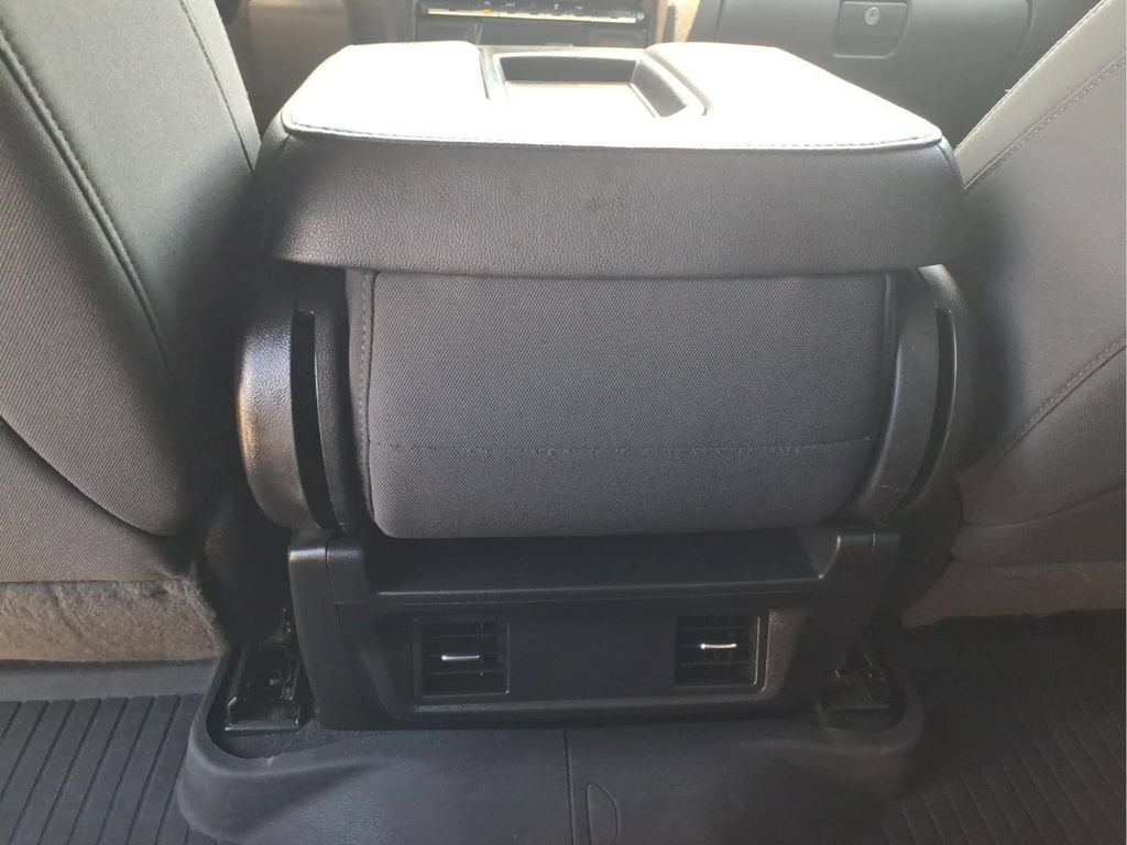 Used 2022 Chevrolet Silverado 1500 Custom RWD image 16