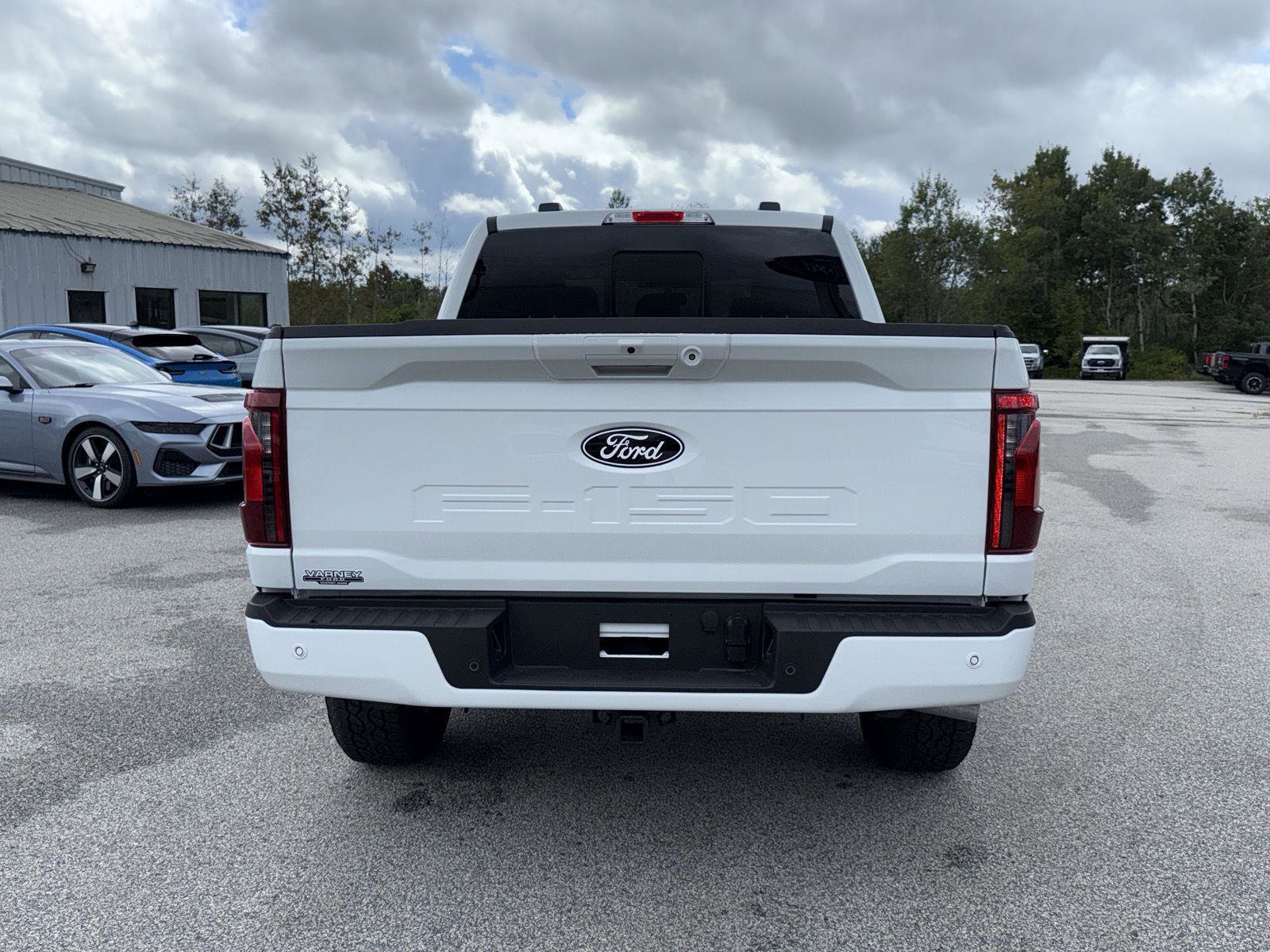 New 2025 Ford F150 XLT w/ Equipment Group 302A MID image 6