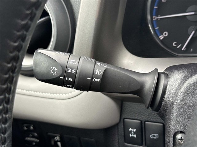 Used 2016 Toyota RAV4 XLE image 27