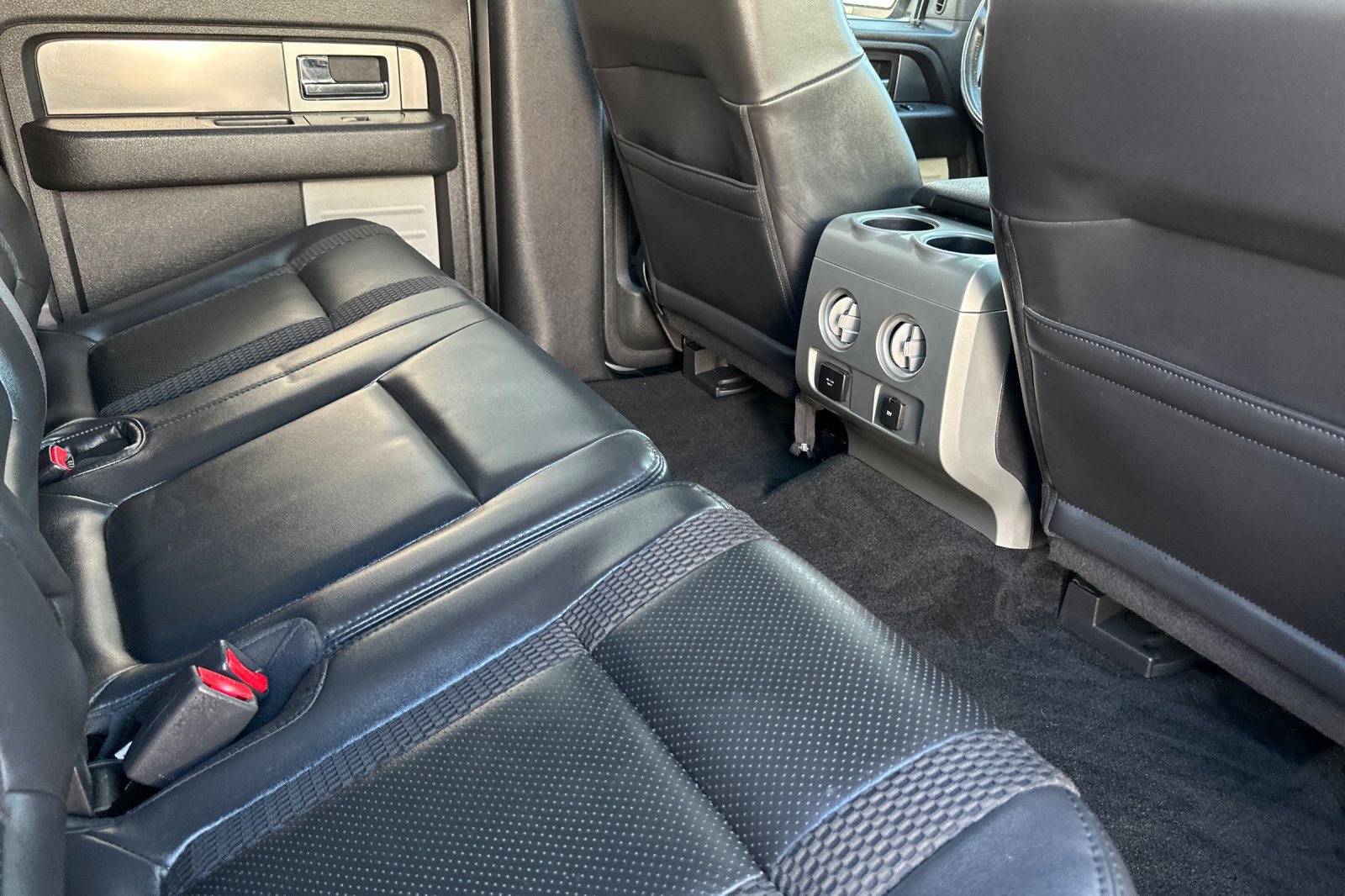 Used 2012 Ford F150 Raptor w/ Raptor Luxury Pkg image 17