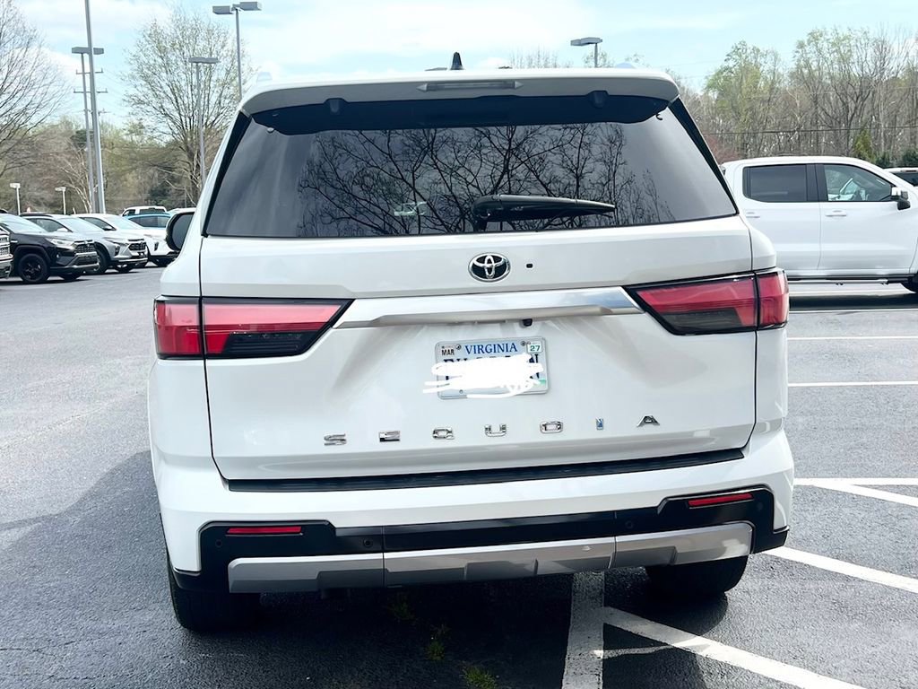 Used 2023 Toyota Sequoia Capstone image 19
