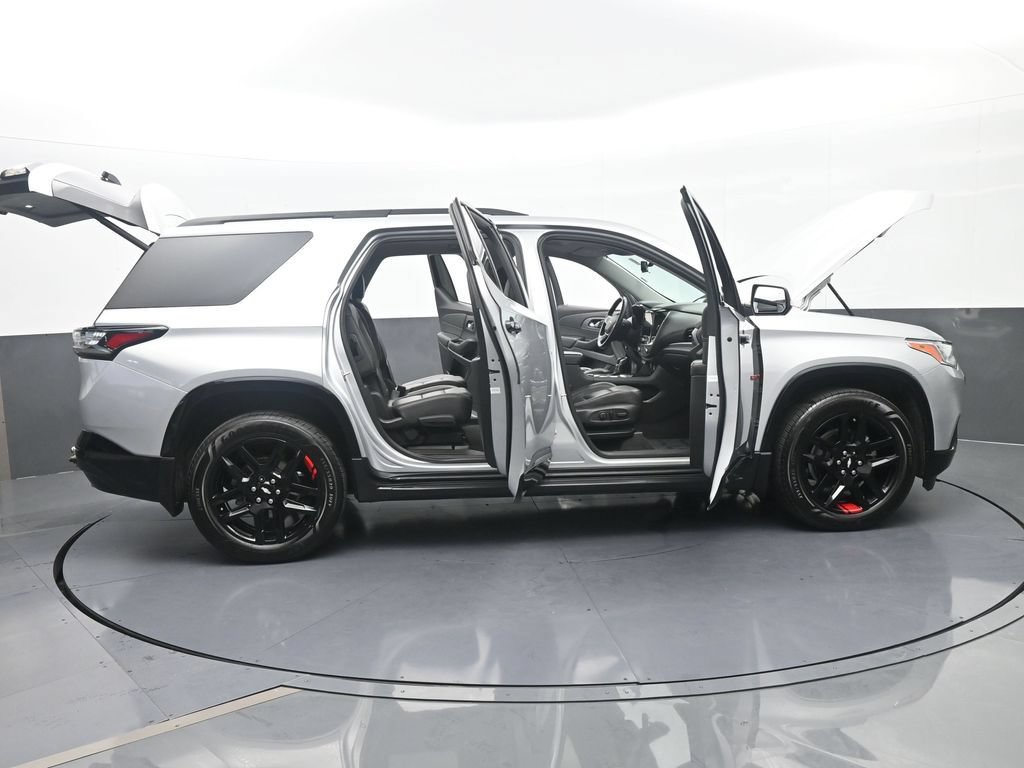 Used 2021 Chevrolet Traverse Premier w/ Redline Edition FWD image 86