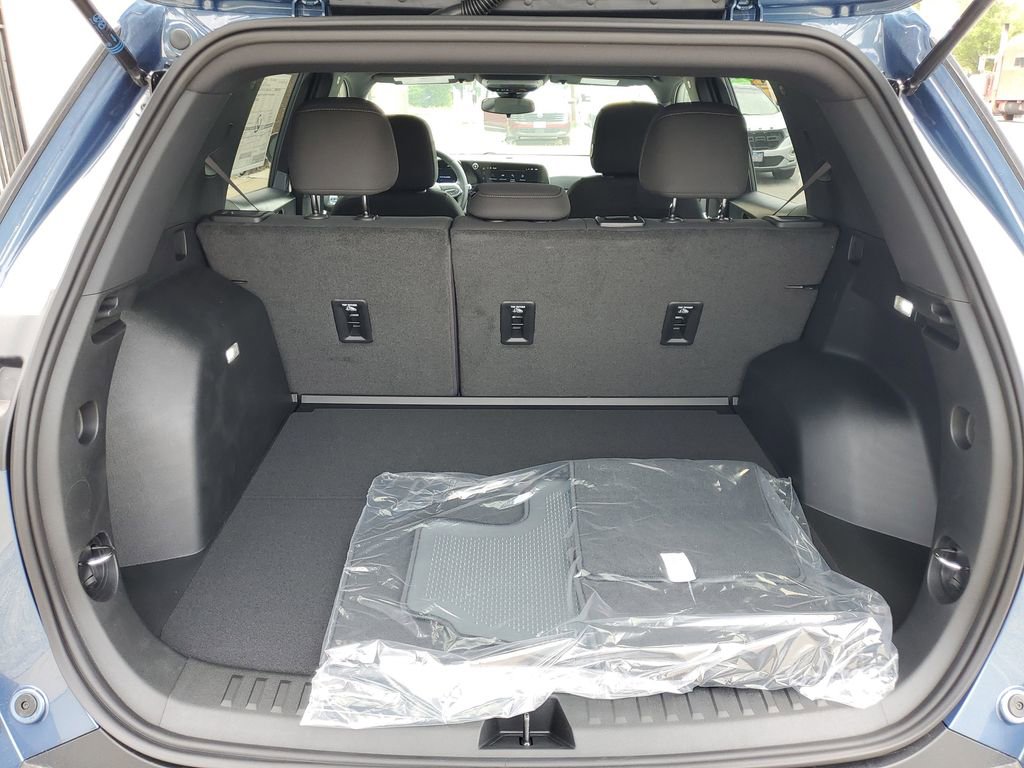 New 2026 Chevrolet Equinox LT w/ Midnight Edition FWD image 7