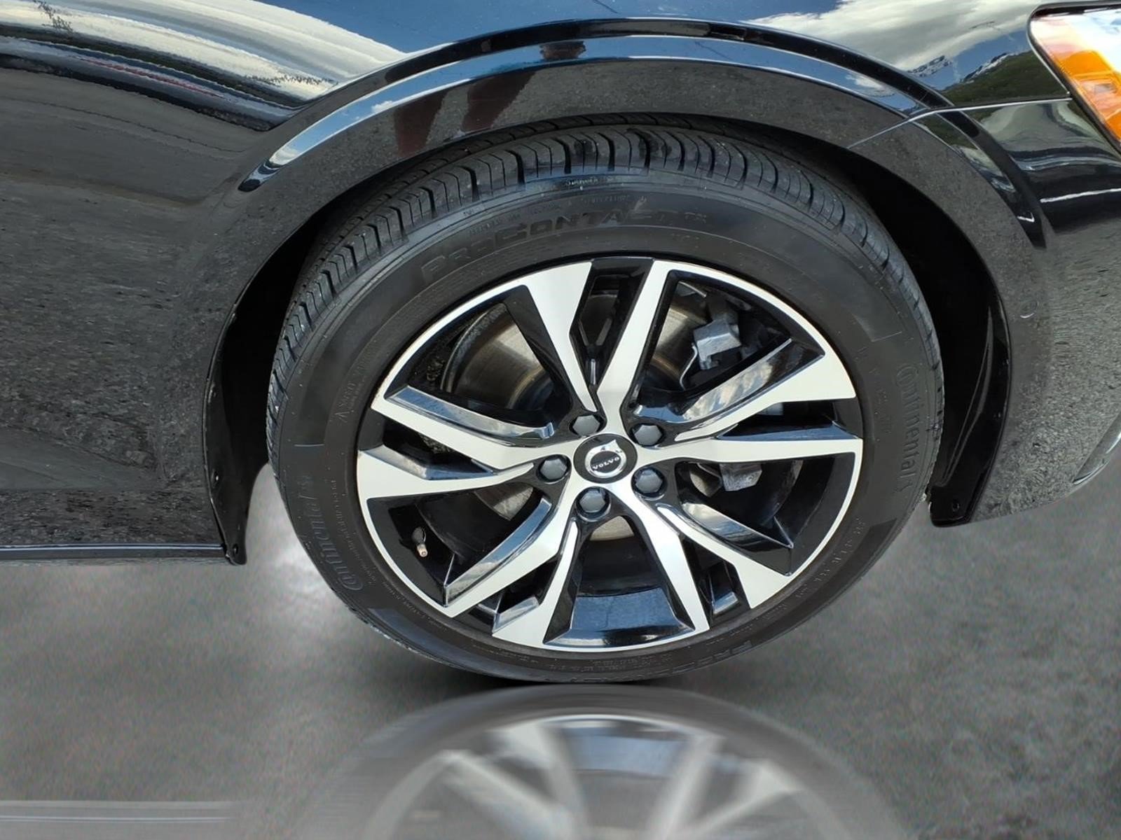 Used 2024 Volvo S60 B5 Plus w/ Climate Package AWD/4WD image 10