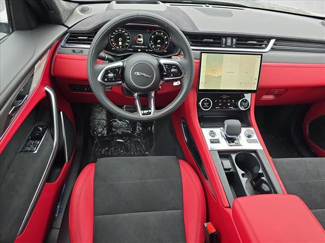 New 2026 Jaguar F-PACE SVR 575 Edition AWD/4WD image 16