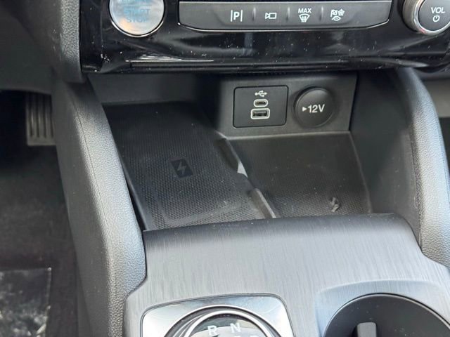 New 2026 Ford Escape SE w/ PHEV Premium Package FWD image 13