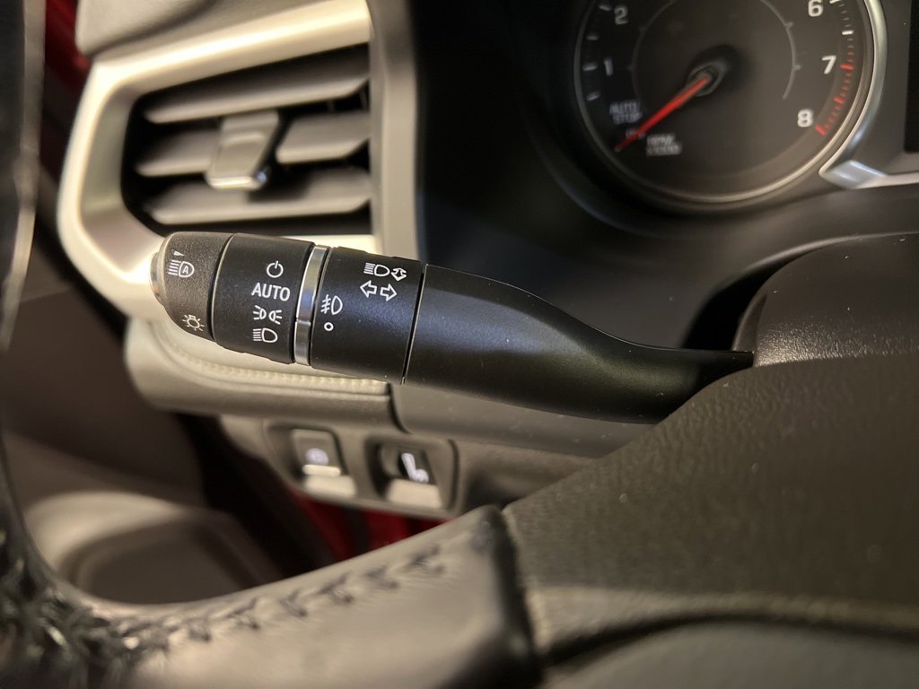 Used 2021 GMC Acadia SLT w/ Elevation Edition image 20