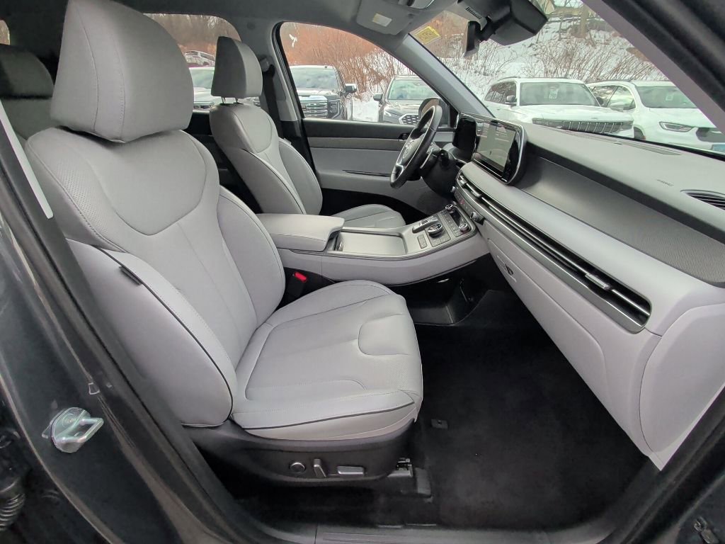 Used 2025 Hyundai Palisade SEL image 16