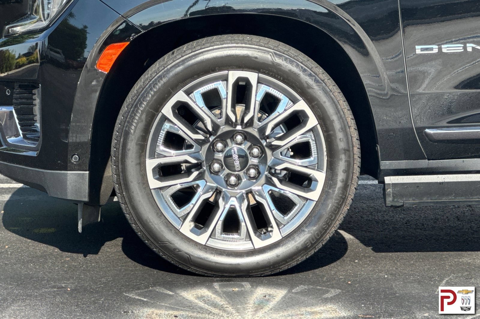 Certified 2024 GMC Yukon Denali Ultimate AWD/4WD image 35