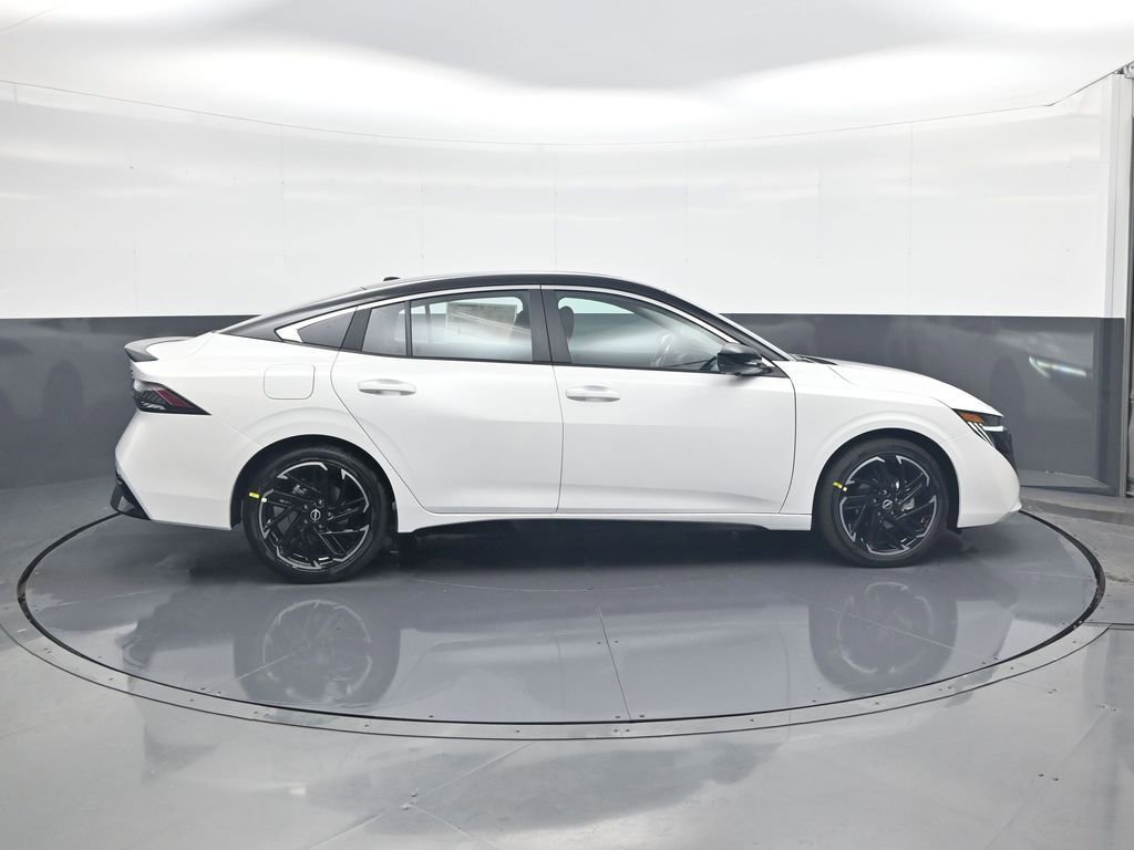 New 2026 Nissan Sentra SR w/ SR Premium Package image 8