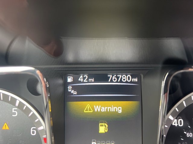 Used 2018 Nissan Titan SL w/ Midnight Edition image 28