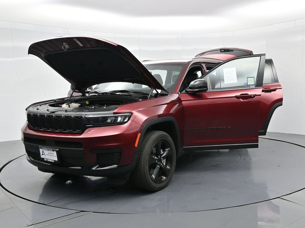 New 2023 Jeep Grand Cherokee L Laredo image 27