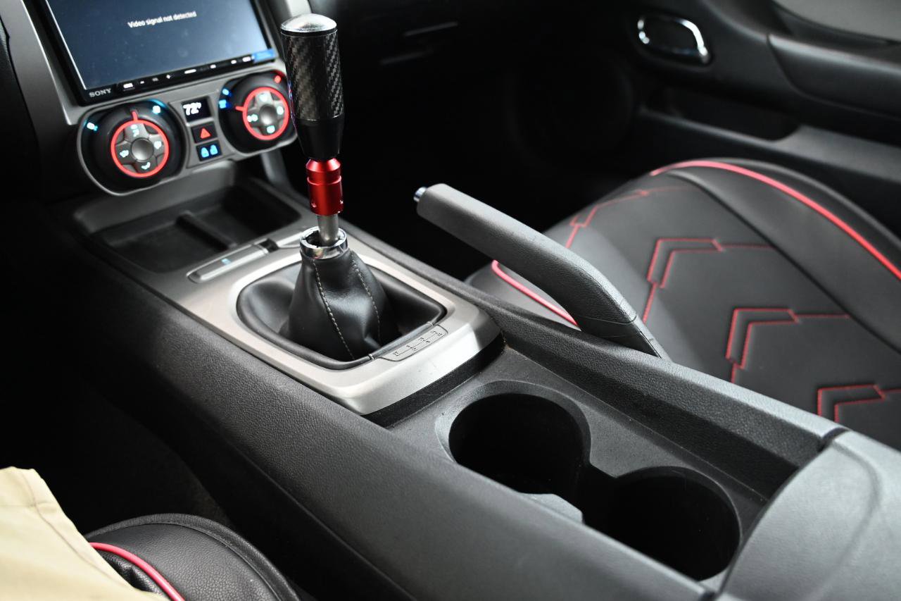 Used 2014 Chevrolet Camaro LS RWD image 25