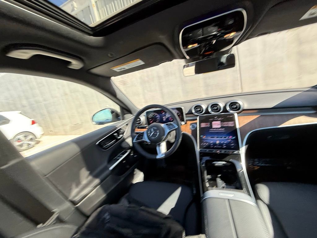 Used 2025 Mercedes-Benz C 300 4MATIC Sedan image 6