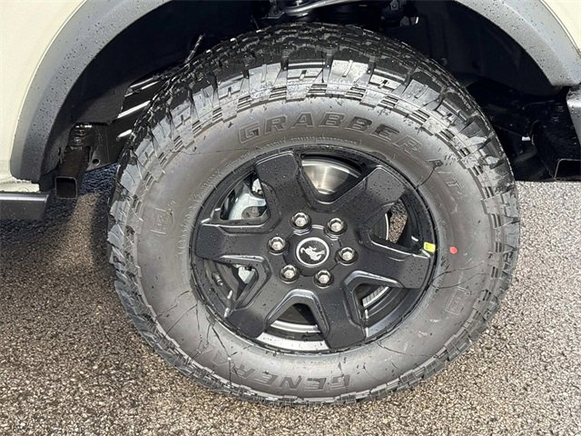 New 2025 Ford Bronco Big Bend w/ Black Diamond Package image 9