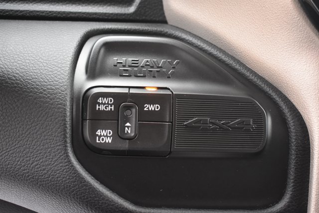 Used 2024 RAM 3500 Laramie AWD/4WD image 30