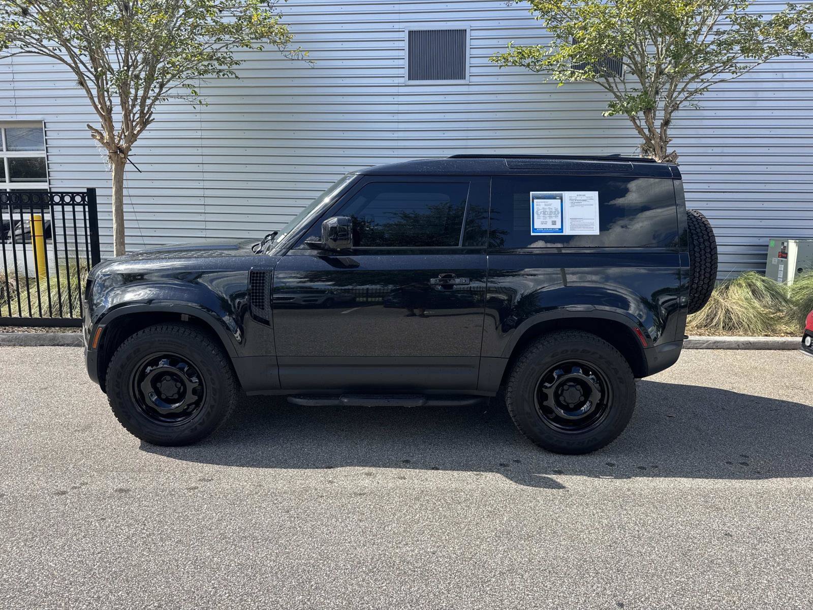 Used 2024 Land Rover Defender 90 S AWD/4WD image 2