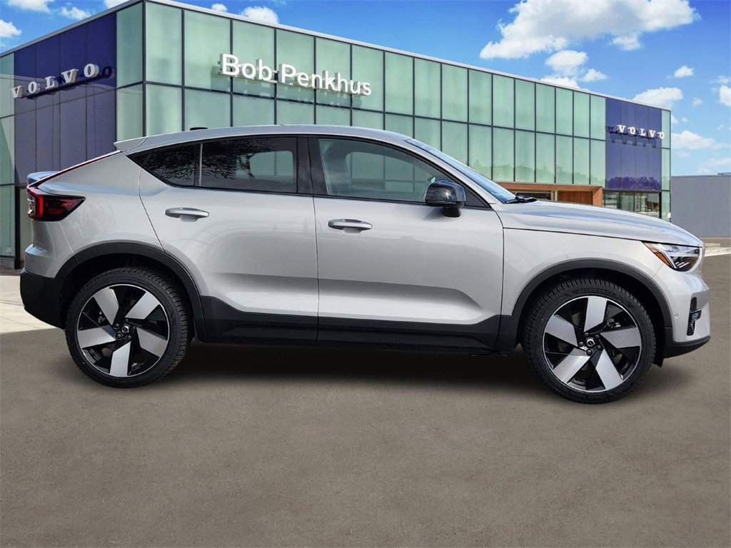 Used 2023 Volvo C40 P8 Recharge Ultimate w/ Protection Package Premier image 31