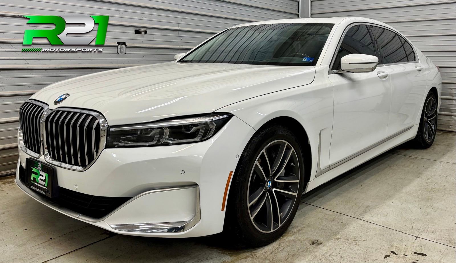 Used 2021 BMW 750i xDrive AWD/4WD image 1