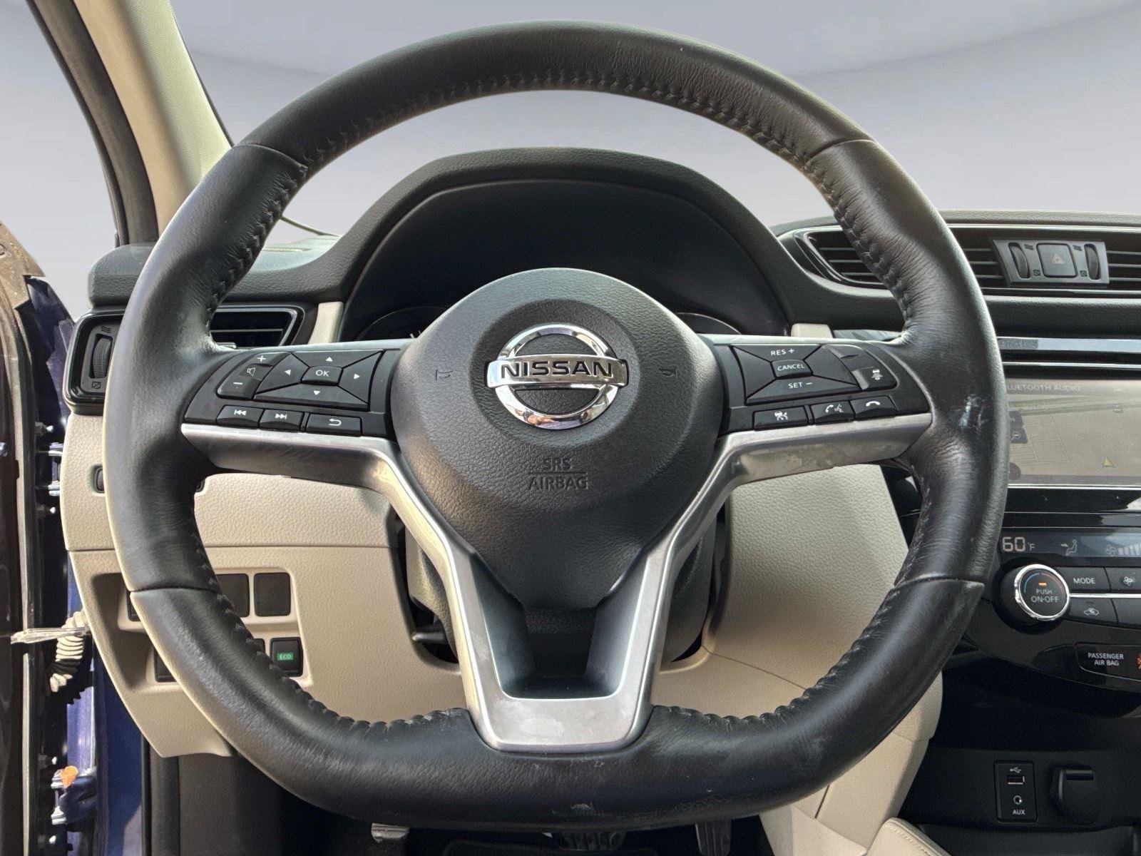 Used 2018 Nissan Rogue Sport SL w/ SL Premium Package FWD image 26