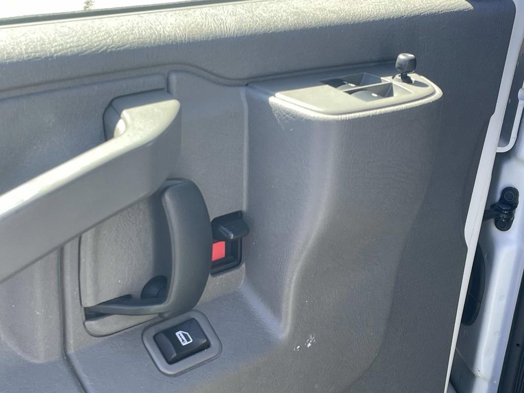 Used 2020 GMC Savana 2500 w/ Driver Convenience Package image 19
