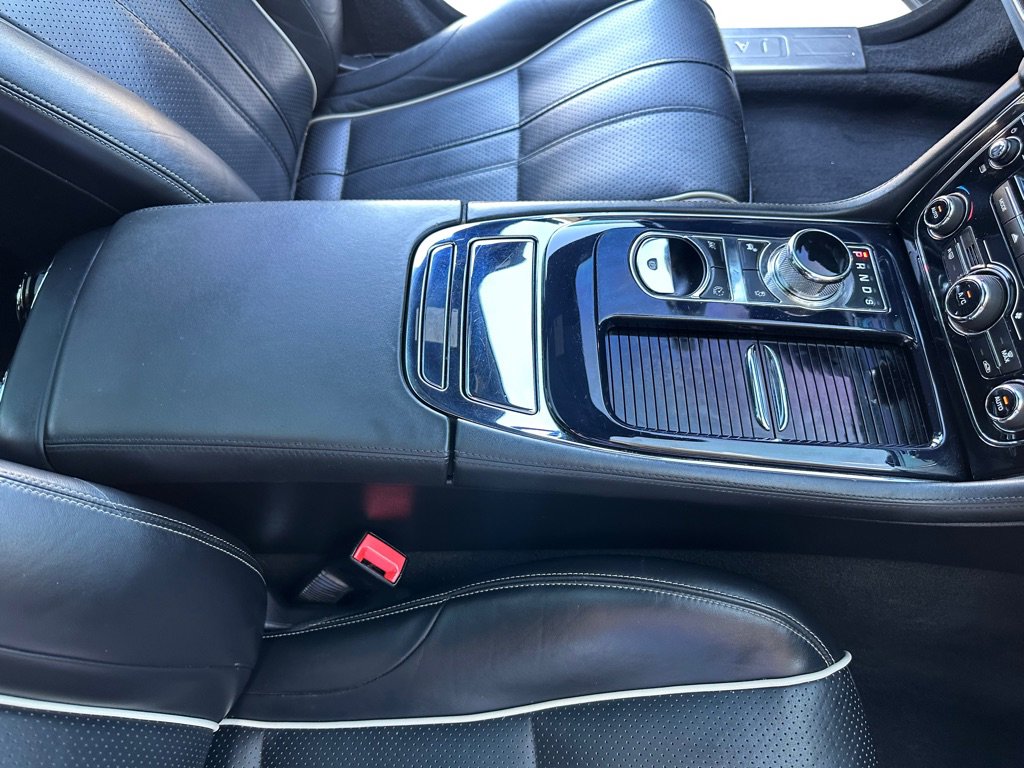 Used 2013 Jaguar XJ L Portfolio image 26