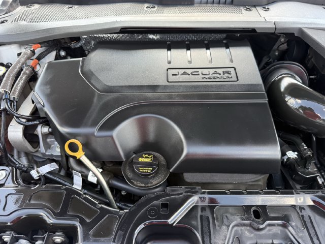 Used 2021 Jaguar E-PACE SE AWD/4WD image 35
