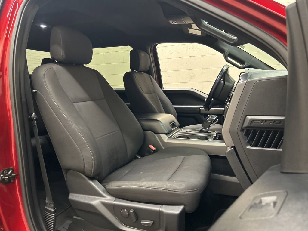 Used 2019 Ford F150 XLT w/ Equipment Group 302A Luxury AWD/4WD image 10