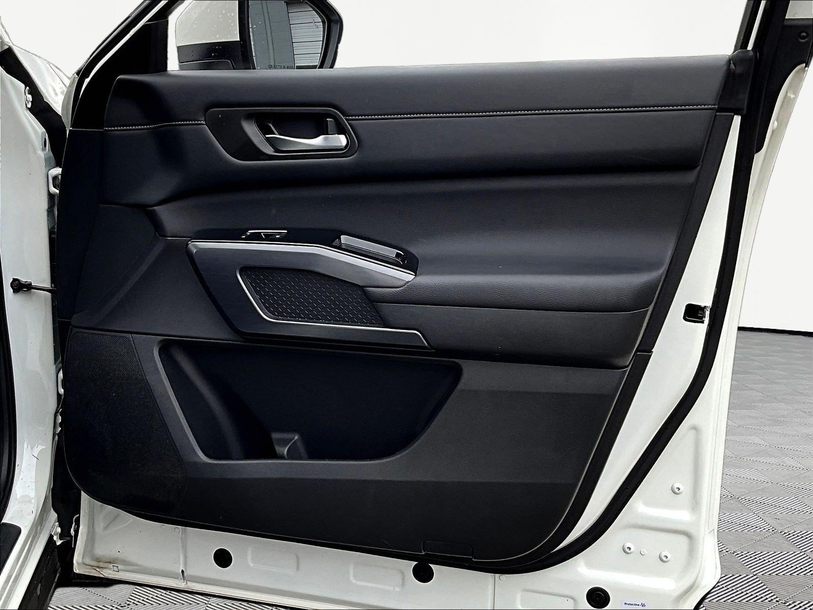 Certified 2024 Nissan Pathfinder SL AWD/4WD image 28
