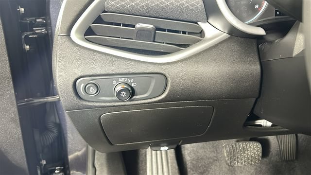 Used 2023 Chevrolet Malibu LS FWD image 19