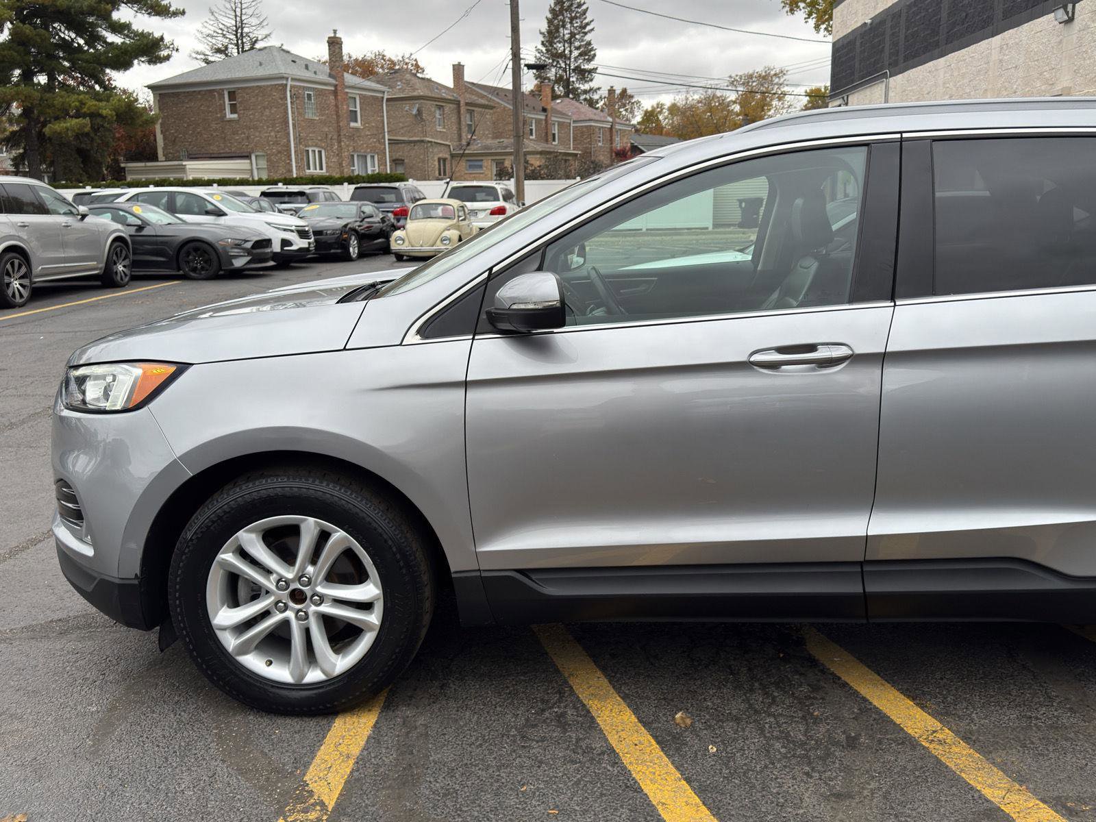 Used 2020 Ford Edge SEL image 21