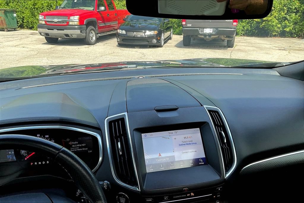 Used 2019 Ford Edge ST w/ Equipment Group 401A AWD/4WD image 13