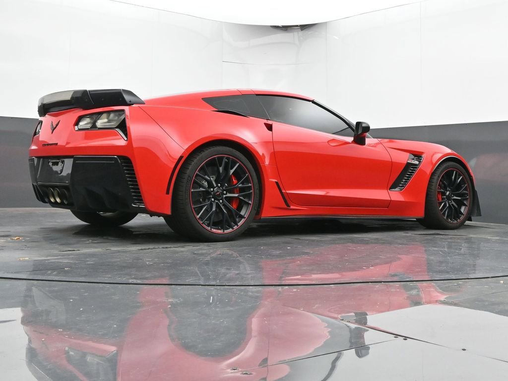 Used 2017 Chevrolet Corvette Z06 w/ Z07 Performance Package image 45