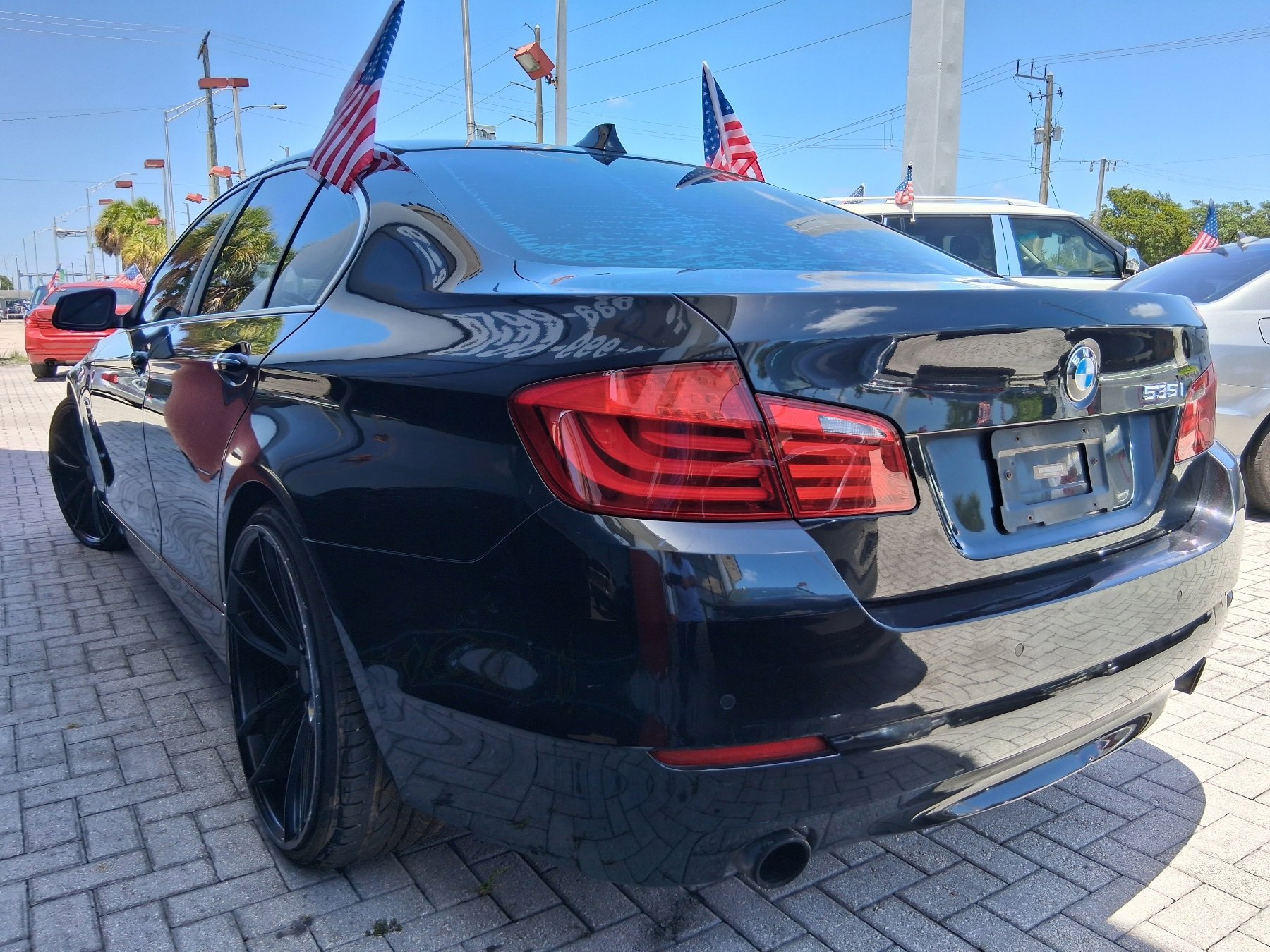 Used 2012 BMW 535i xDrive Sedan AWD/4WD image 4