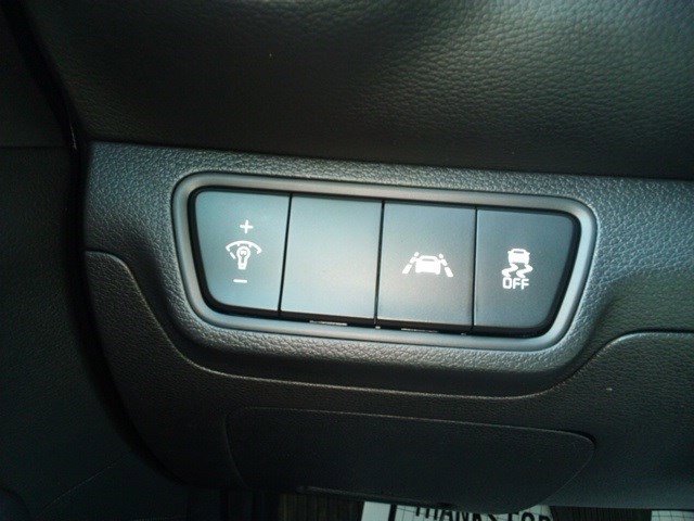 Used 2020 Kia Forte LXS image 21