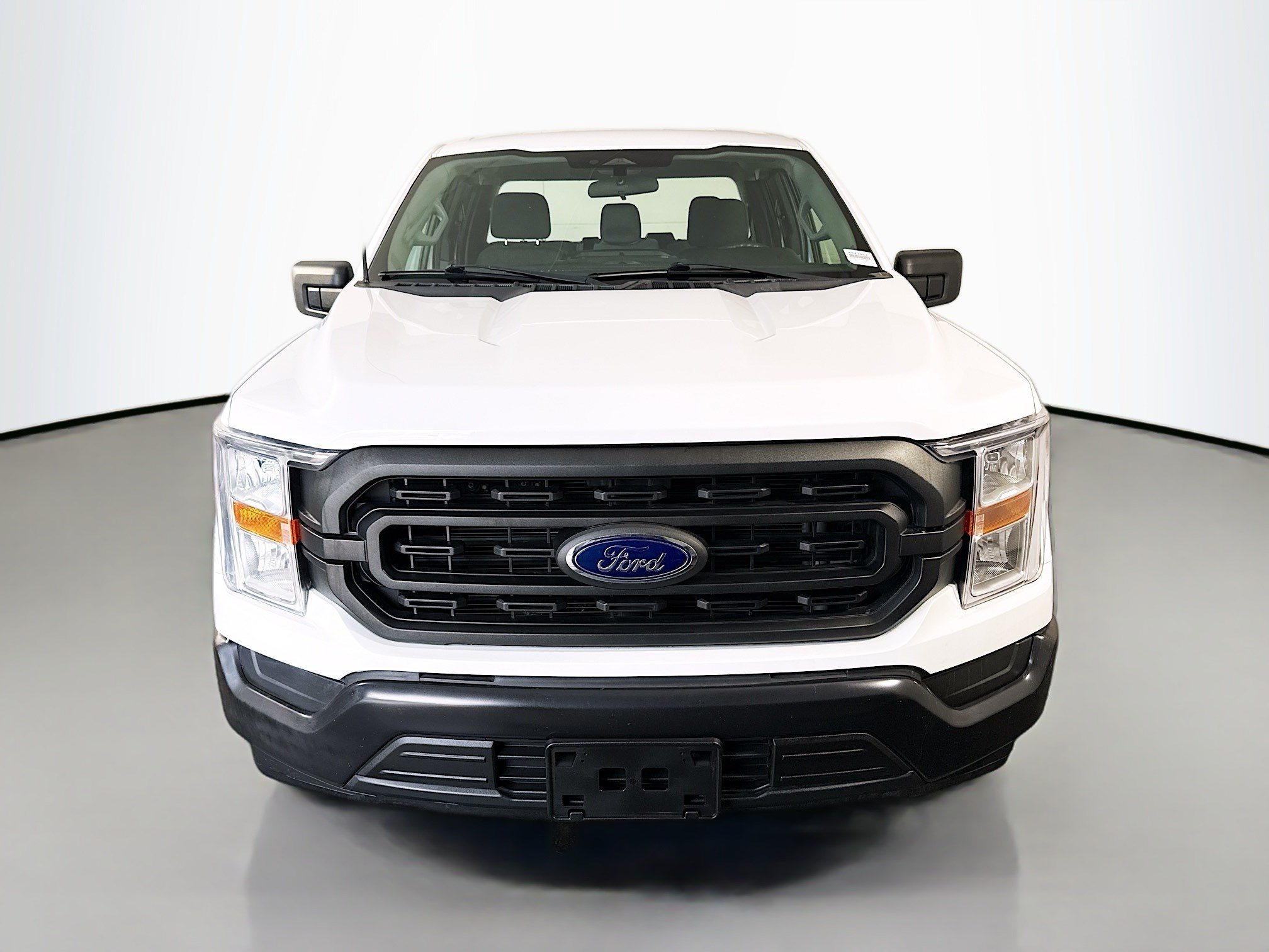 Used 2022 Ford F150 XL RWD image 2