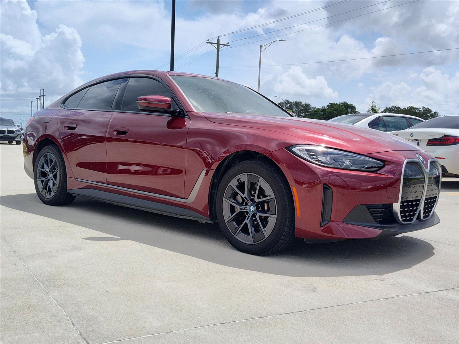 Used 2023 BMW i4 eDrive35 w/ Premium Package RWD image 9