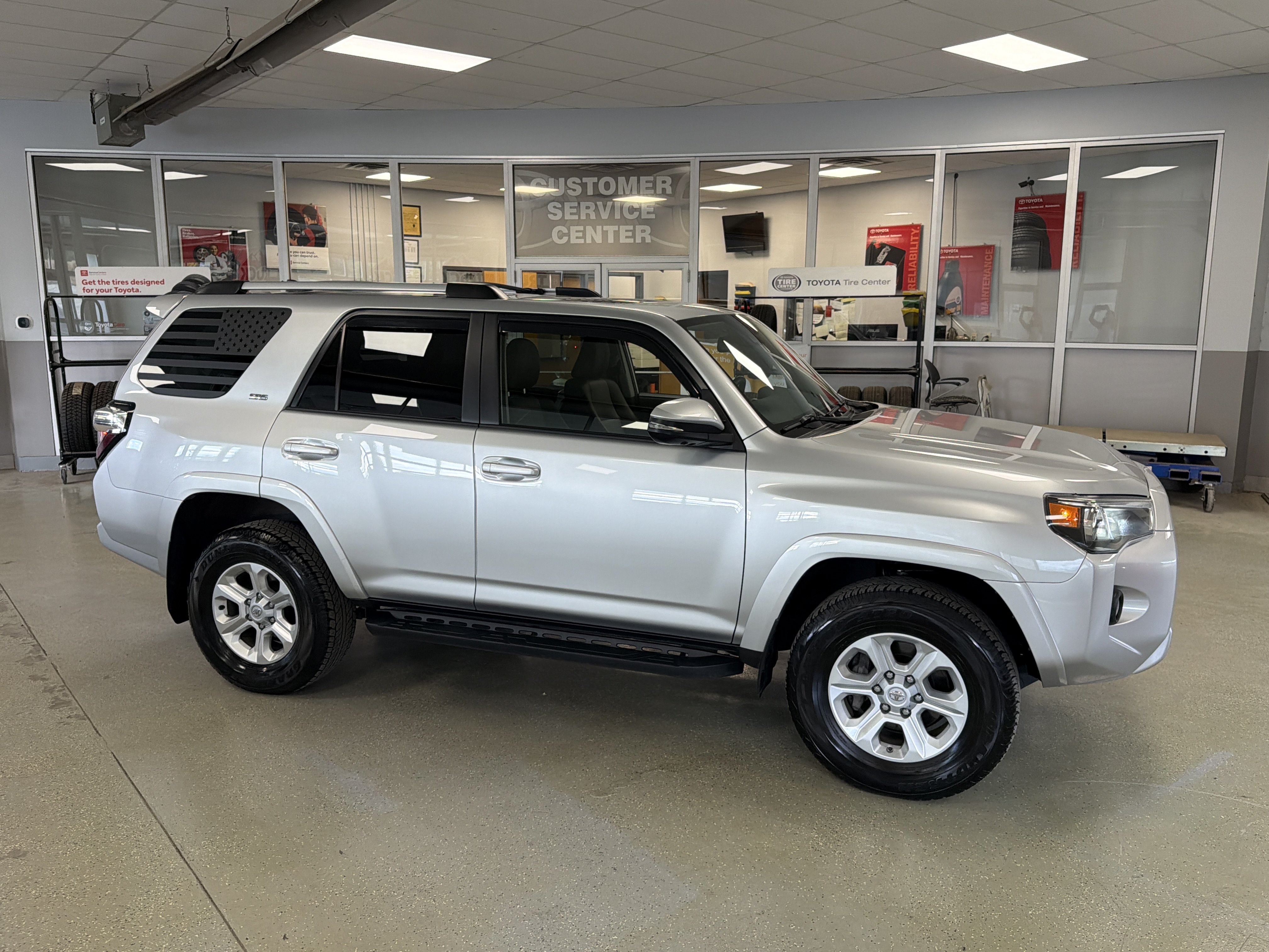 Used 2024 Toyota 4Runner SR5 Premium w/ Moonroof Package AWD/4WD image 50
