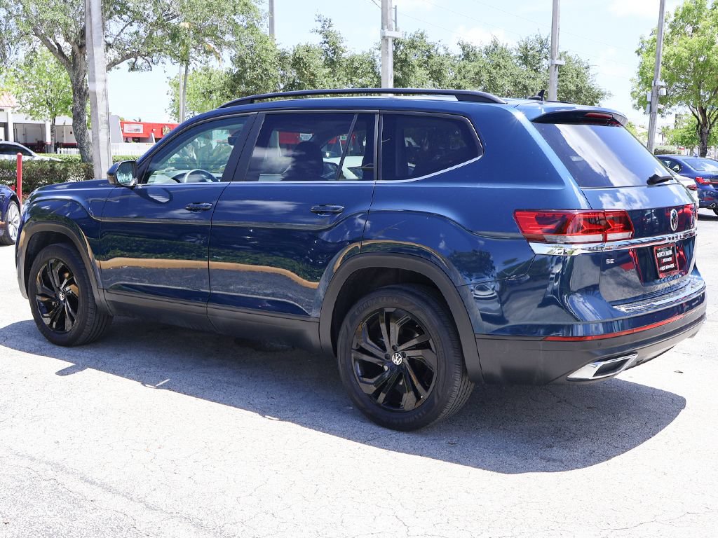 Used 2022 Volkswagen Atlas SE w/ Panoramic Sunroof Package FWD image 9