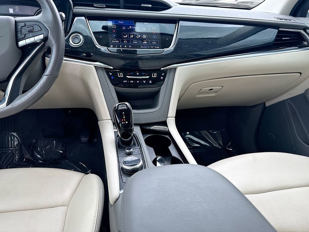 Used 2024 Cadillac XT6 Premium Luxury FWD image 19